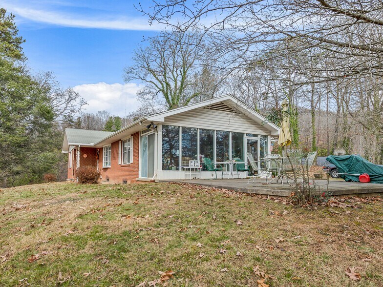 More Photos Of 103 Weaverville Rd, Asheville Land For Sale