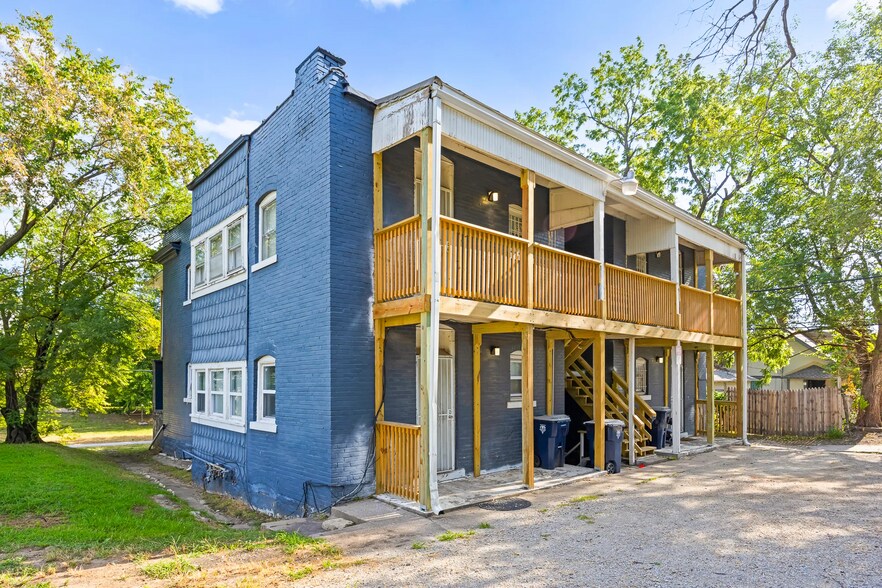 More Photos Of 2207 E 24th Ter, Kansas City Apartments For Sale