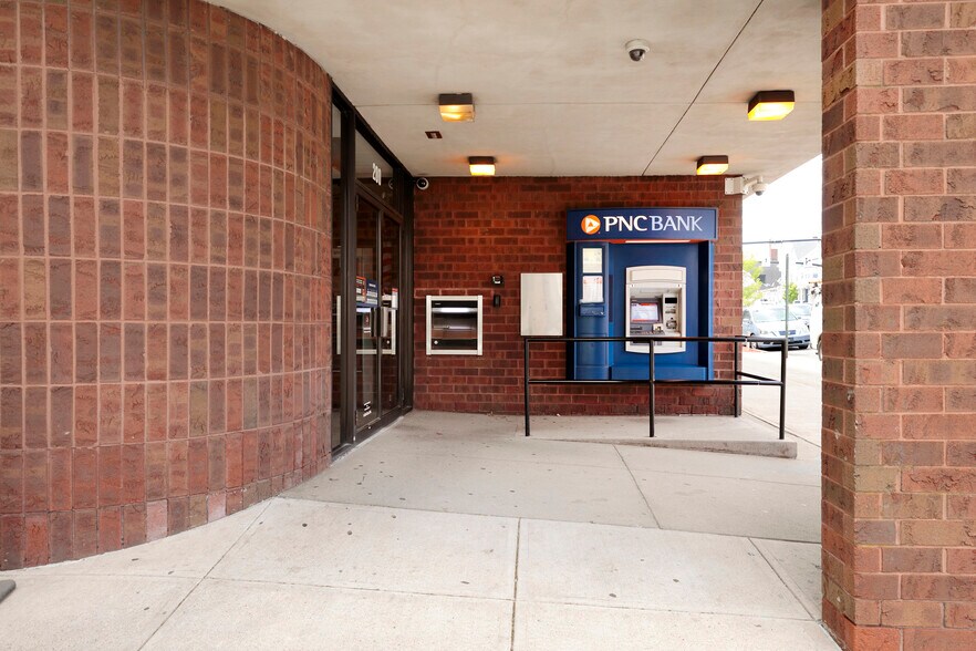 More Photos Of 200 W Broad St, Hazleton Bank For Sale