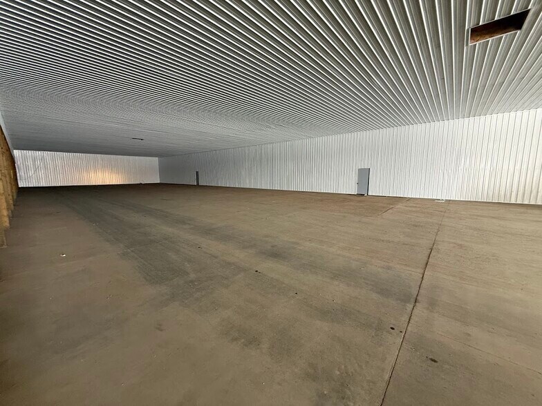 More Photos Of 1793 550th St, Wood Lake Manufacturing For Lease