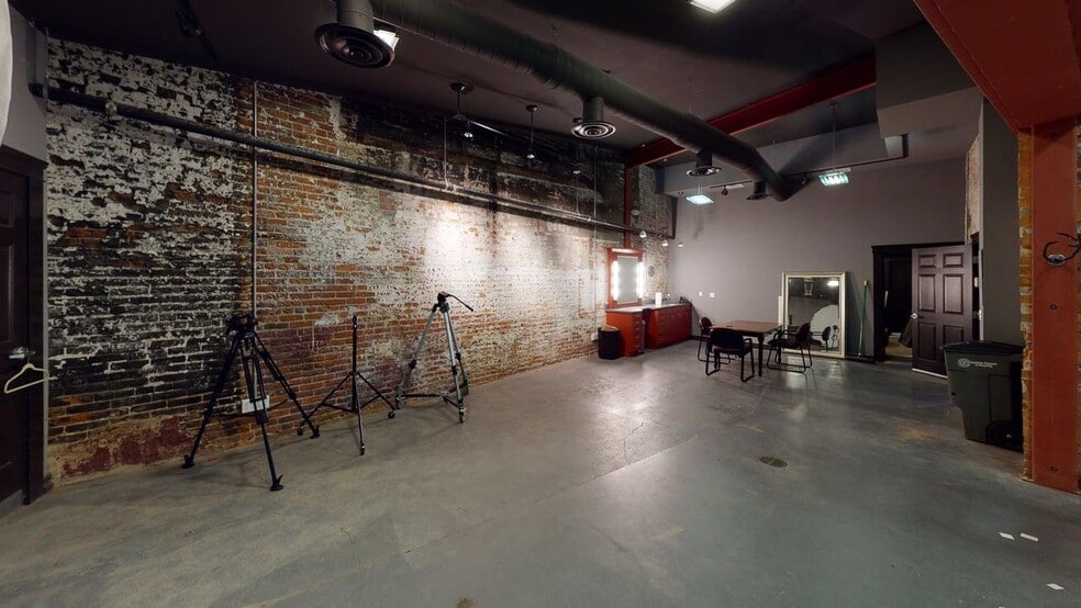 More Photos Of 208 Main St, Lewiston Loft Creative Space For Sale