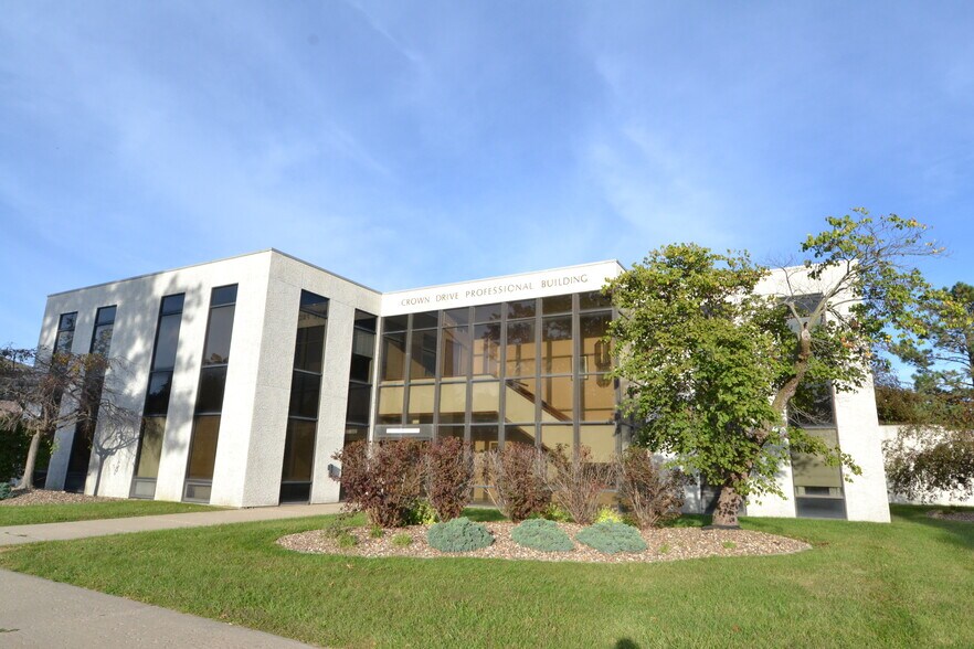 More Photos Of 1 Crown Dr, Kirksville Office For Sale
