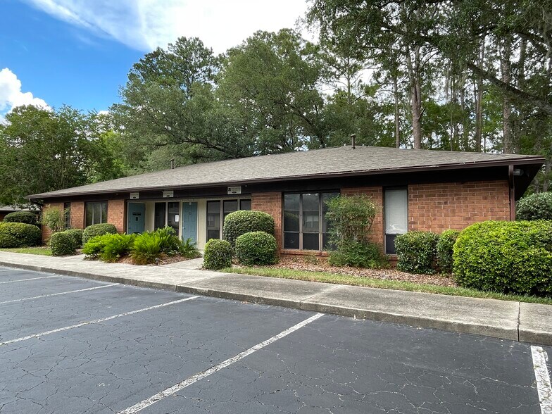 More Photos Of 7328 W University Ave, Gainesville Office For Lease