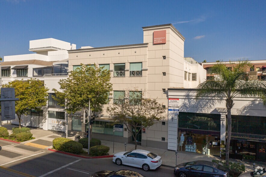 Primary Photo Of 232 N Canon Dr, Beverly Hills Office For Lease