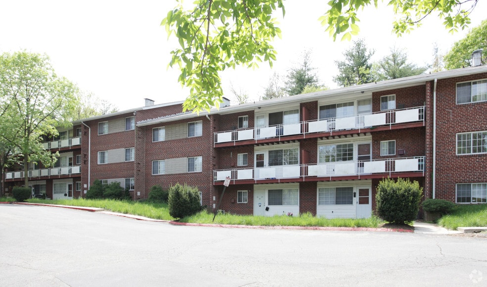 More Photos Of 1627 Ingleside Ave, Baltimore Apartments For Sale