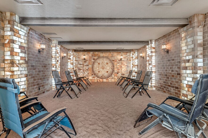 More Photos Of 1042 E 220 N, American Fork Medical For Sale