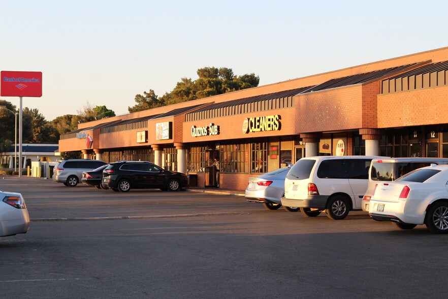 More Photos Of 901 S Rancho Dr, Las Vegas Unknown For Lease