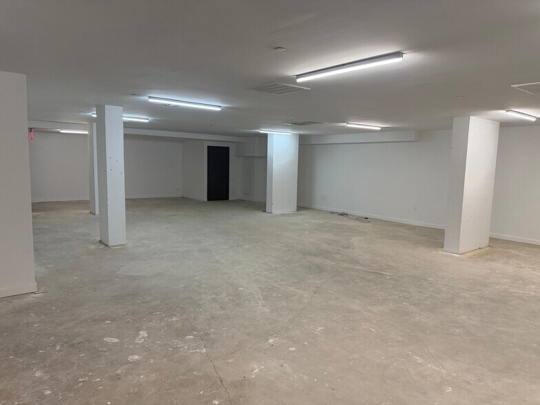 Primary Photo Of 100 S 9th St, Brooklyn Apartments For Lease