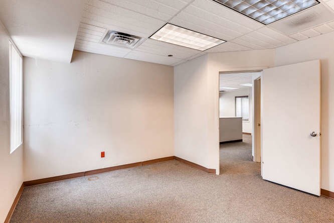 More Photos Of 2 Oakwood Park, Castle Rock Medical For Lease