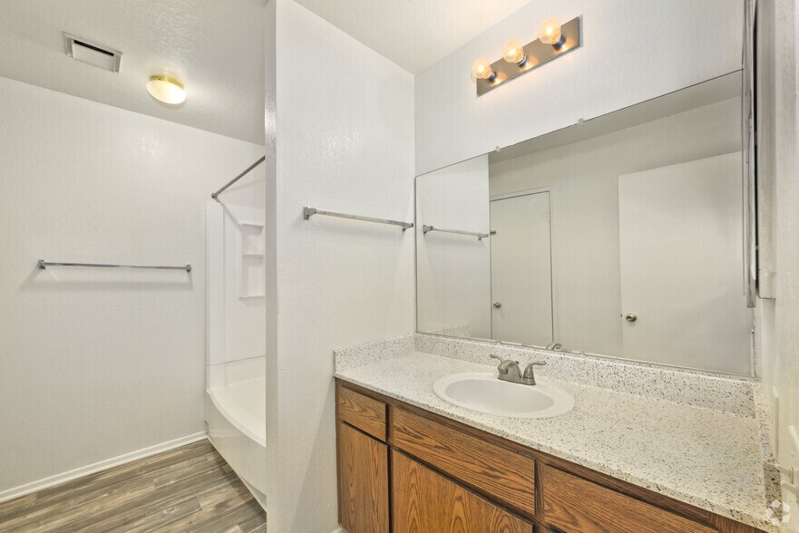 More Photos Of 755 E Virginia Way, Barstow Apartments For Sale