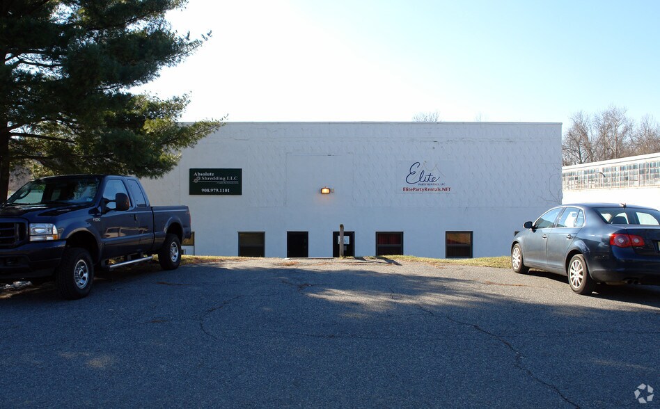 More Photos Of 59 Newburgh Rd, Hackettstown Manufacturing For Lease