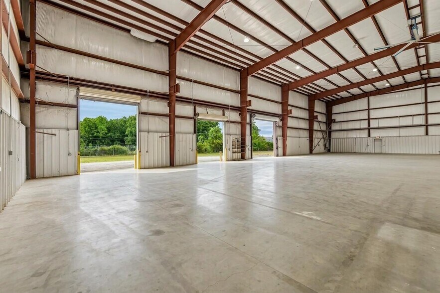 More Photos Of 1972 Red Oak Flats Rd, Dahlonega Warehouse For Sale