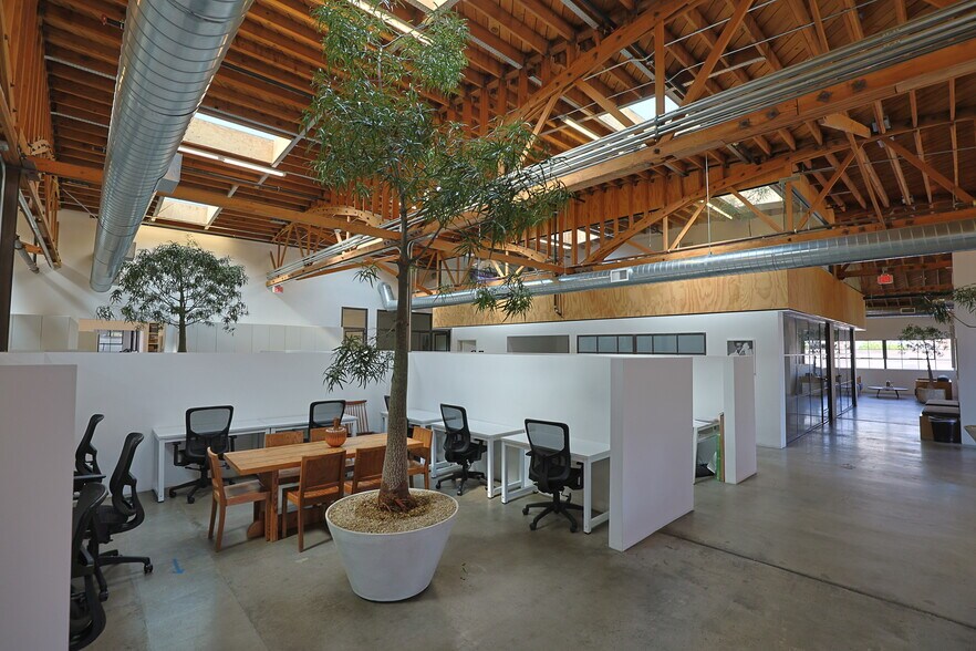 More Photos Of 3578 Hayden Ave, Culver City Loft Creative Space For Lease
