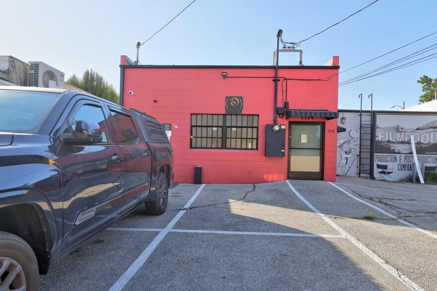 More Photos Of 1114 W Magnolia Blvd, Burbank Storefront Retail Office For Sale