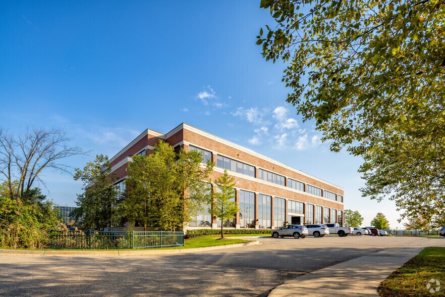 More Photos Of 17440 College Pky, Livonia Office For Lease