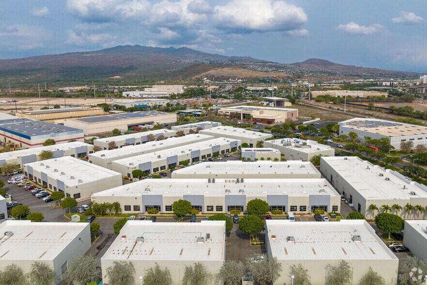More Photos Of 2045 Lauwiliwili St, Kapolei Warehouse For Lease