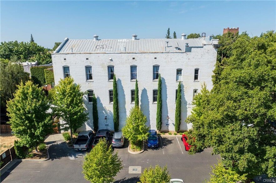 More Photos Of 105 Broadway St, Chico General Retail For Sale