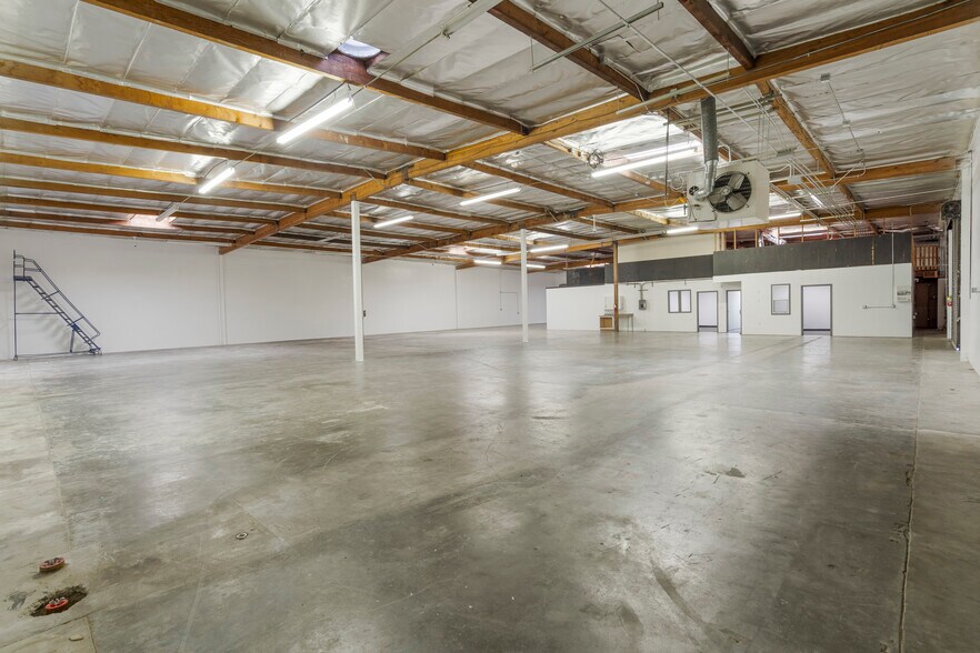 More Photos Of 2505 Amaral Ct, Hayward Warehouse For Sale