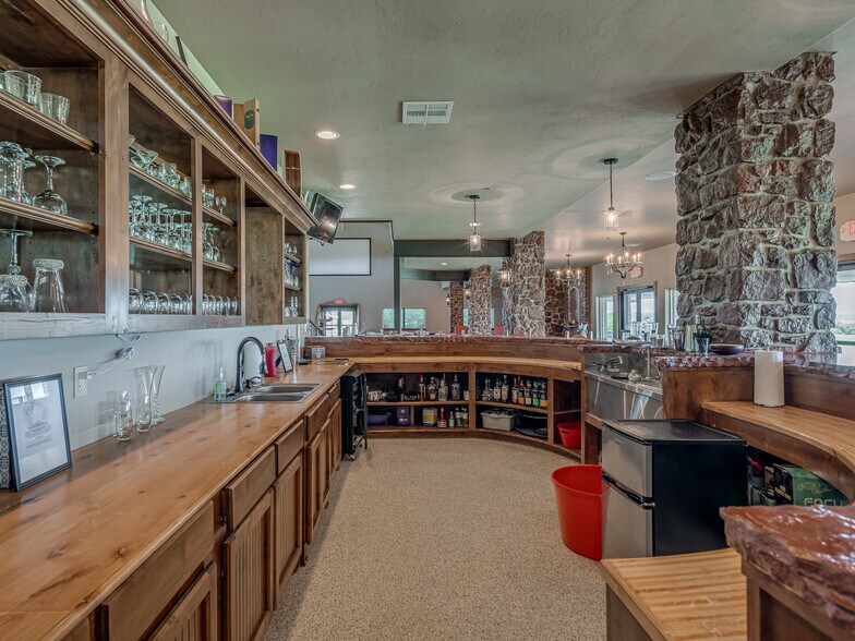 More Photos Of 341070 E 890 Rd, Chandler Lodge Meeting Hall For Sale