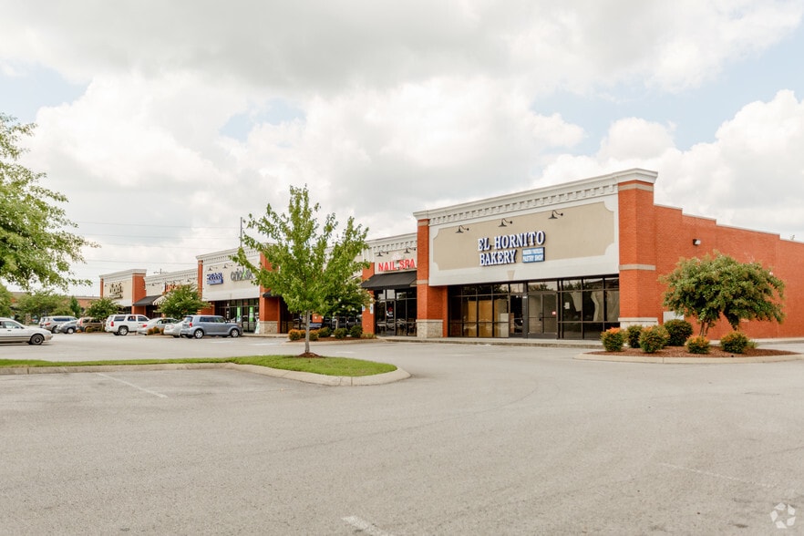 More Photos Of 2962 S Rutherford Blvd, Murfreesboro General Retail For Lease