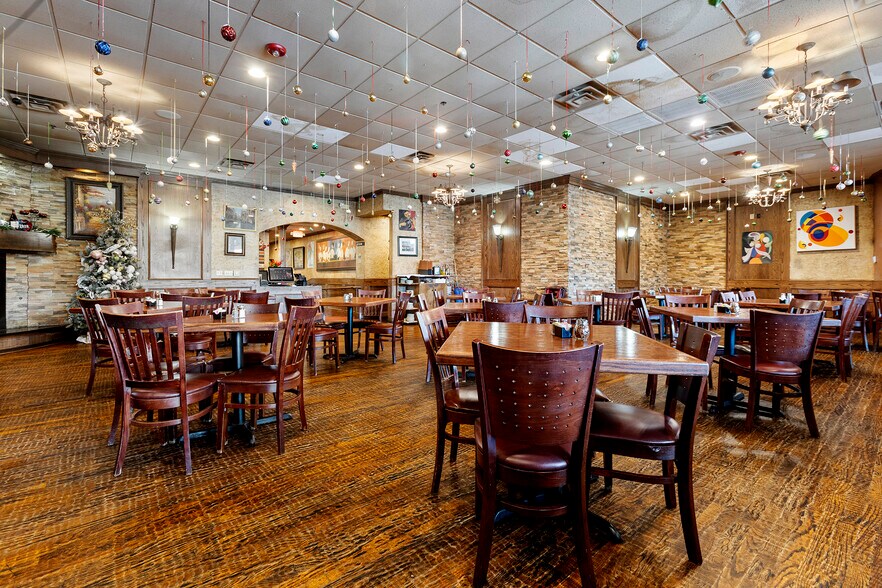 More Photos Of 5249 Davis Blvd, North Richland Hills Restaurant For Sale