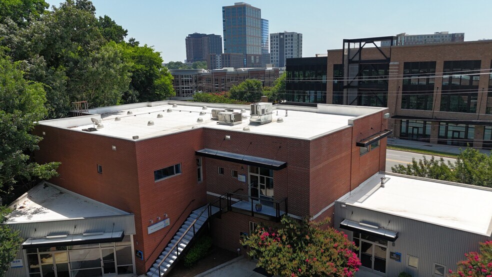 More Photos Of 2010 S Tryon St, Charlotte Loft Creative Space For Lease