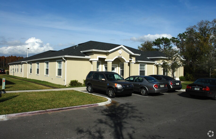 Primary Photo Of 6916 Linebaugh Ave, Tampa Medical For Lease