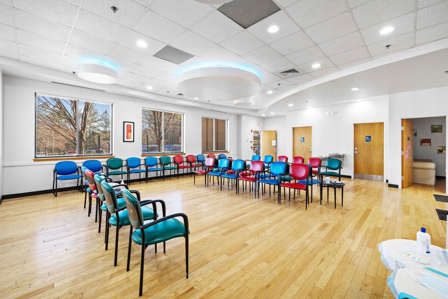 More Photos Of 205 Sage Rd, Chapel Hill Medical For Lease