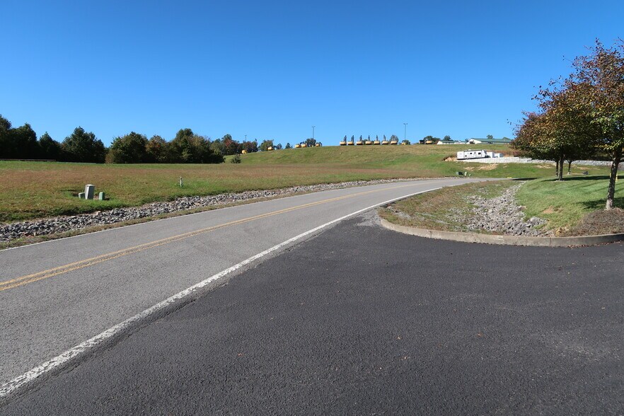 More Photos Of 2045 Winners Dr, Pleasant Valley Land For Sale
