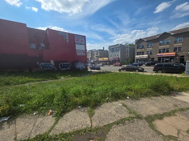 More Photos Of 721 Springfield Ave, Newark Storefront Retail Residential For Sale