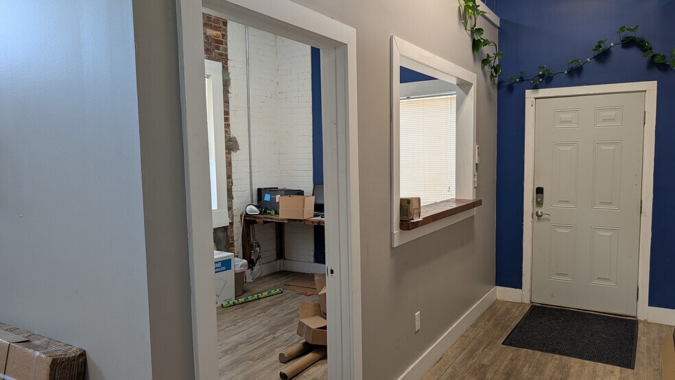 More Photos Of 1700 Foust St, Chattanooga Flex For Sale
