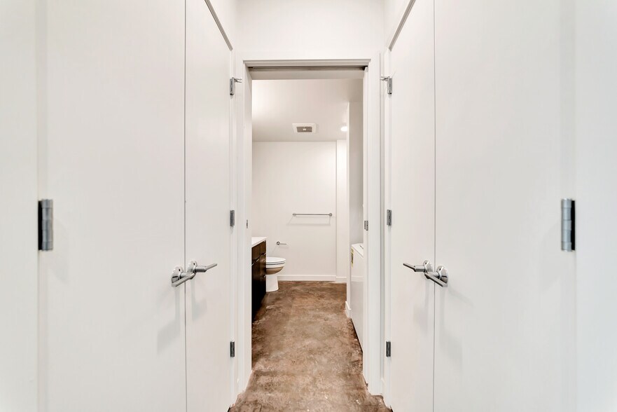 More Photos Of 4750 N Albina Ave, Portland Apartments For Sale