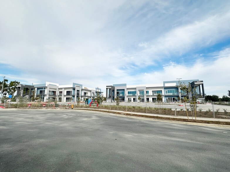 More Photos Of 3816 Stineman Ct, Long Beach Unknown For Lease