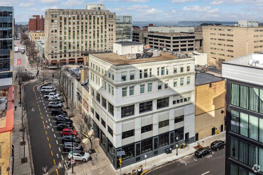 More Photos Of 121 S Pinckney St, Madison Office For Lease