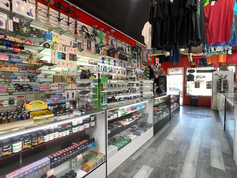 More Photos Of 246 Broadway, Chula Vista Freestanding For Sale