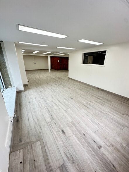 More Photos Of 45 Bible St, Cos Cob Storefront Retail Residential For Lease