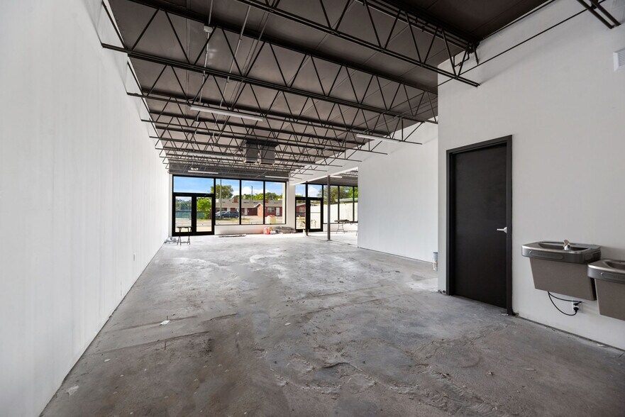 More Photos Of 612 NW 9th Ave, Fort Lauderdale Restaurant For Lease
