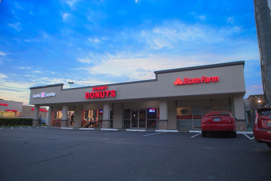 More Photos Of 7910 Westview Dr, Houston General Retail For Sale