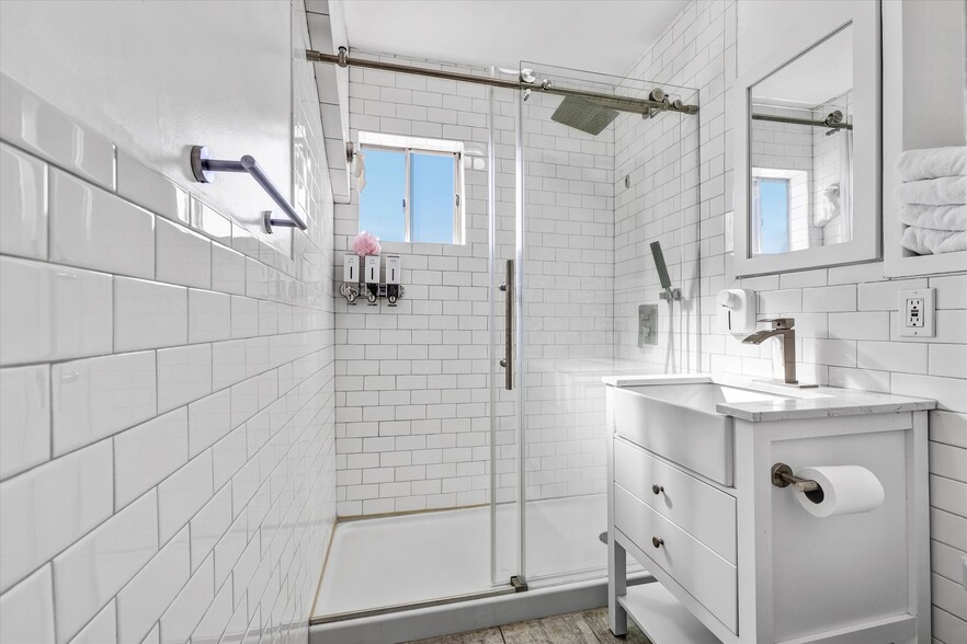 More Photos Of 2405 Meadowvale Ave, Los Angeles Multifamily For Sale