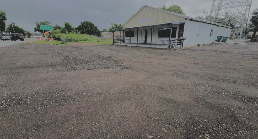 Primary Photo Of 4822 Gall Blvd, Zephyrhills Freestanding For Lease