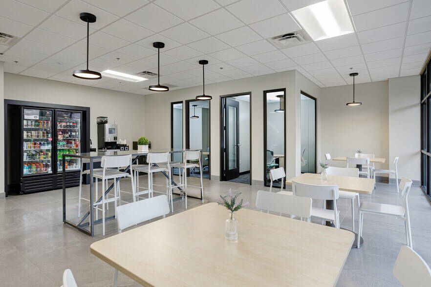 More Photos Of 1321 Murfreesboro Pike, Nashville Coworking Space