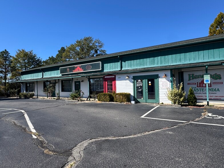 More Photos Of 1720 US Highway 1 S, Southern Pines Restaurant For Lease