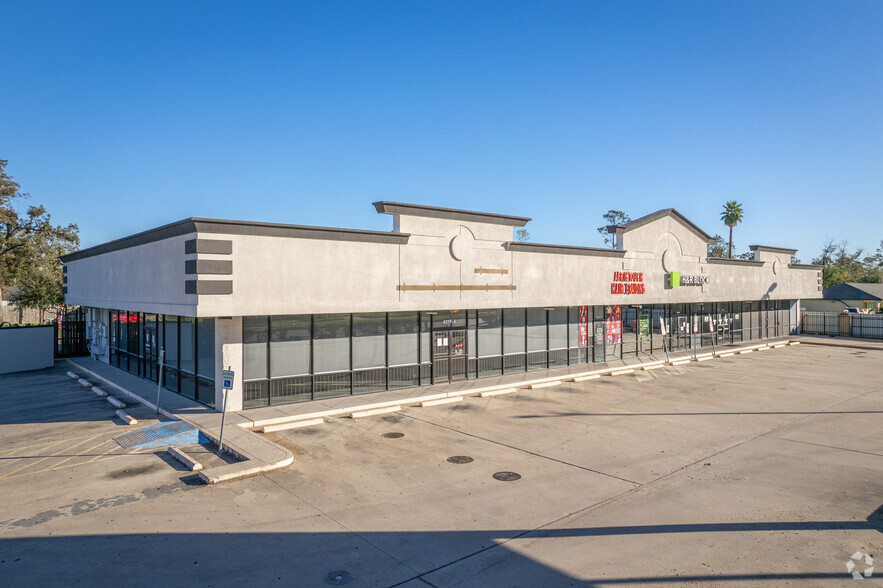 Primary Photo Of 4217 Tidwell Rd, Houston Storefront For Sale