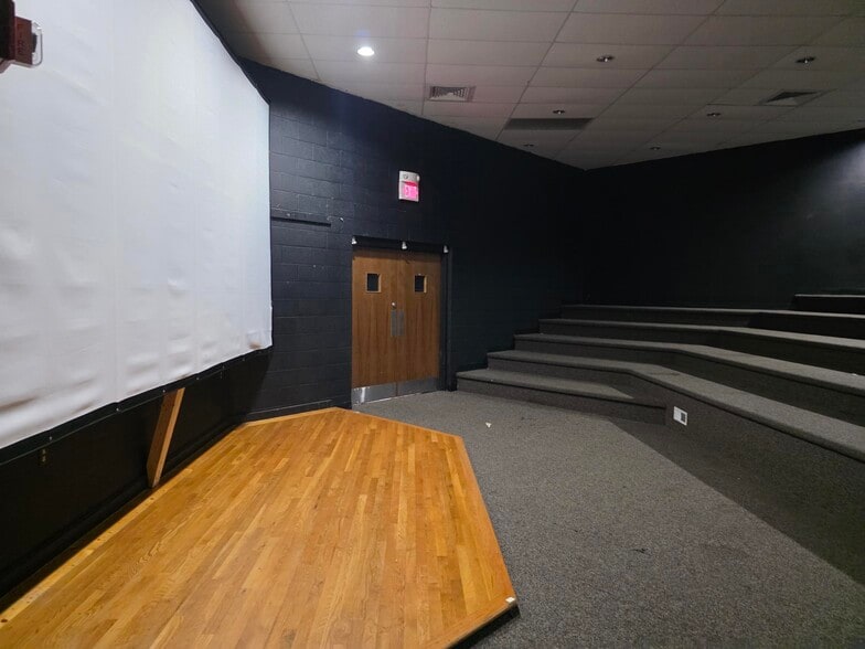 More Photos Of 3 Battaile Dr, Winchester Lodge Meeting Hall For Sale