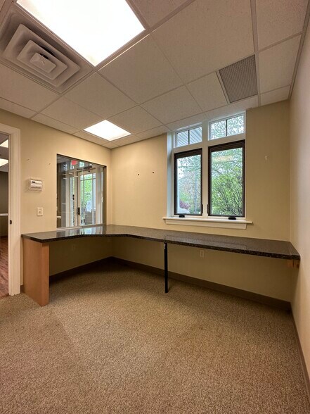 More Photos Of 9130-100 Marshall Rd, Cranberry Township Medical For Lease
