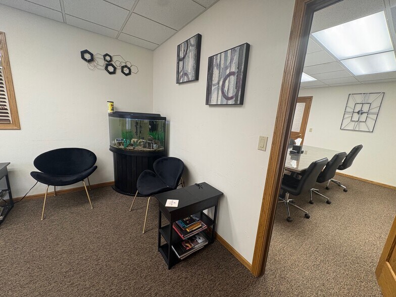 More Photos Of 2149 Velp Ave, Green Bay Office For Lease
