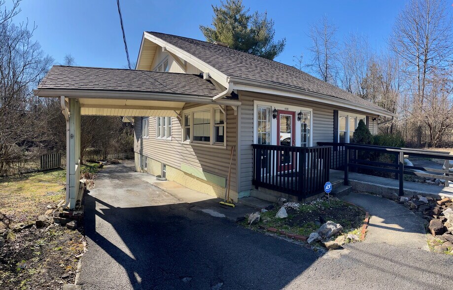 More Photos Of 4105 Central Avenue Pike, Knoxville Office For Lease