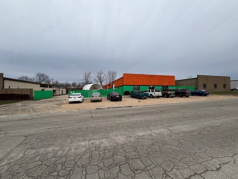 Primary Photo Of 4155 Gibson Dr, Tipp City Manufacturing For Sale