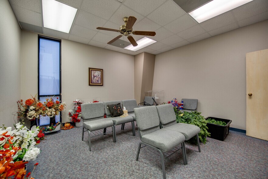 More Photos Of 2110 E 10th St, Odessa Specialty For Sale