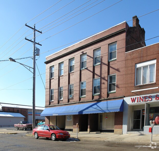 More Photos Of 139-141 S Jefferson St, Kittanning Apartments For Lease